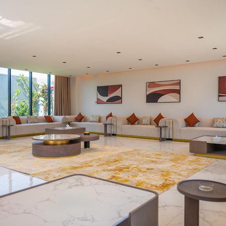 Q Hotel Resorts -Эр-Рияд Экстерьер фото
