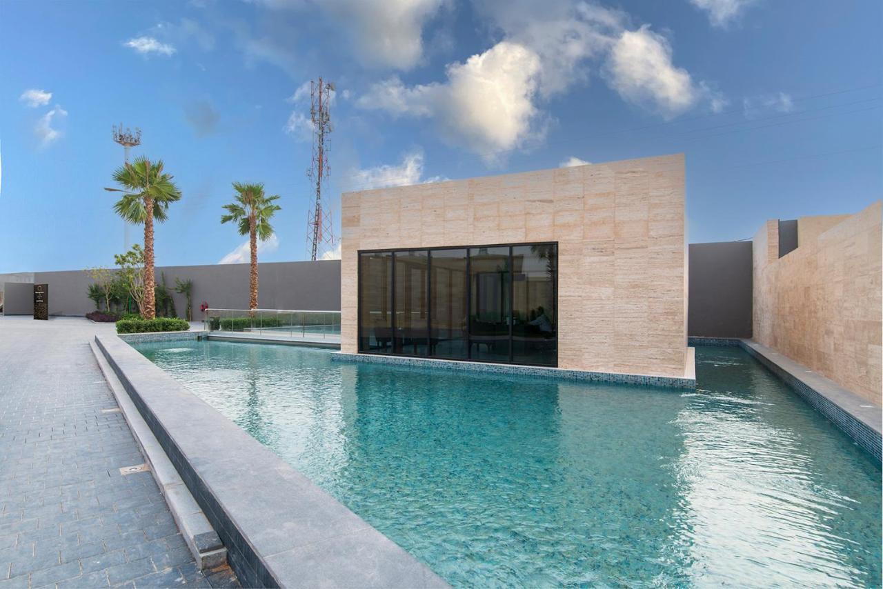 Q Hotel Resorts -Эр-Рияд Экстерьер фото